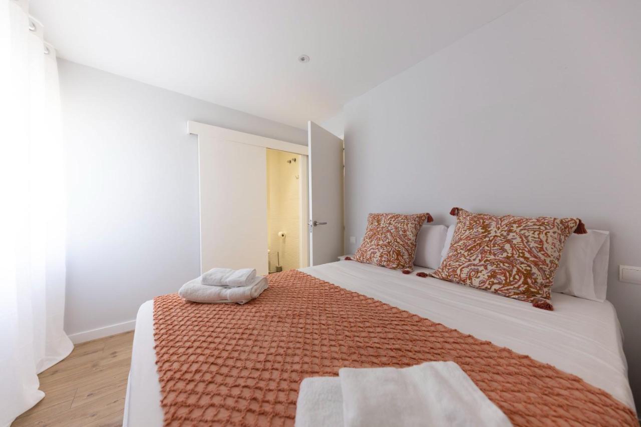 Apartment Bravissimo Eiximenis, With Beautiful Terrace And Views