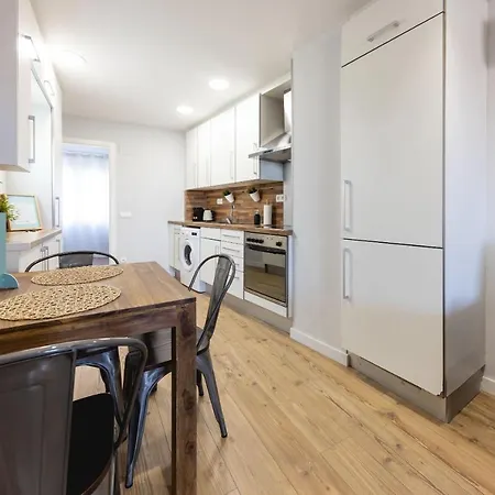 Bravissimo Eiximenis, With Beautiful Terrace And Views Apartment Girona Exterior photo